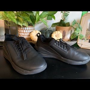 ABO Women’s Clove Nursing Shoes